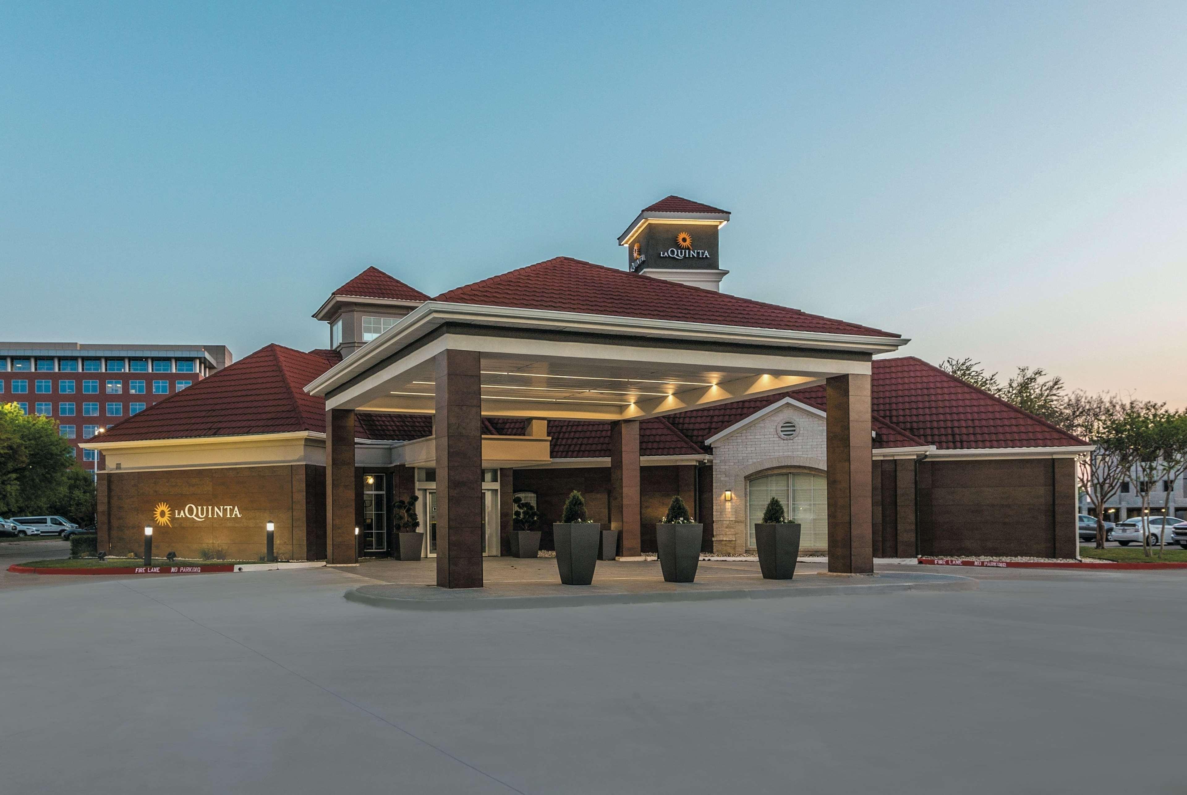 La Quinta By Wyndham Dallas Plano West Hotel Exterior photo