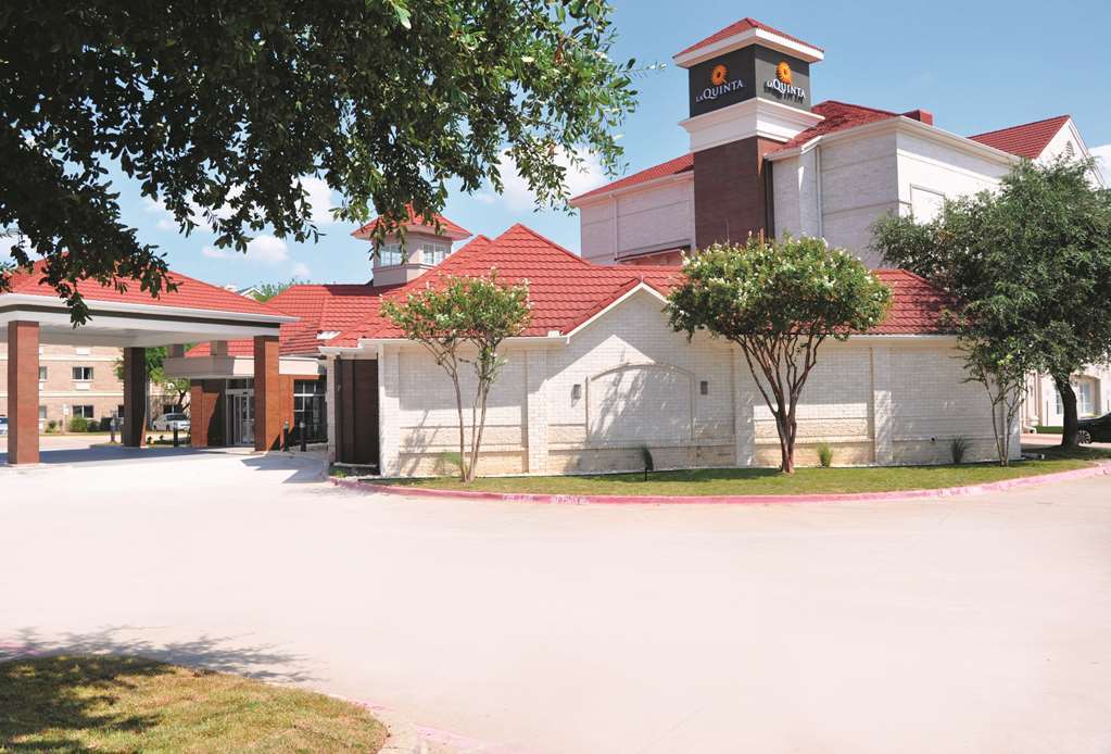 La Quinta By Wyndham Dallas Plano West Hotel Exterior photo